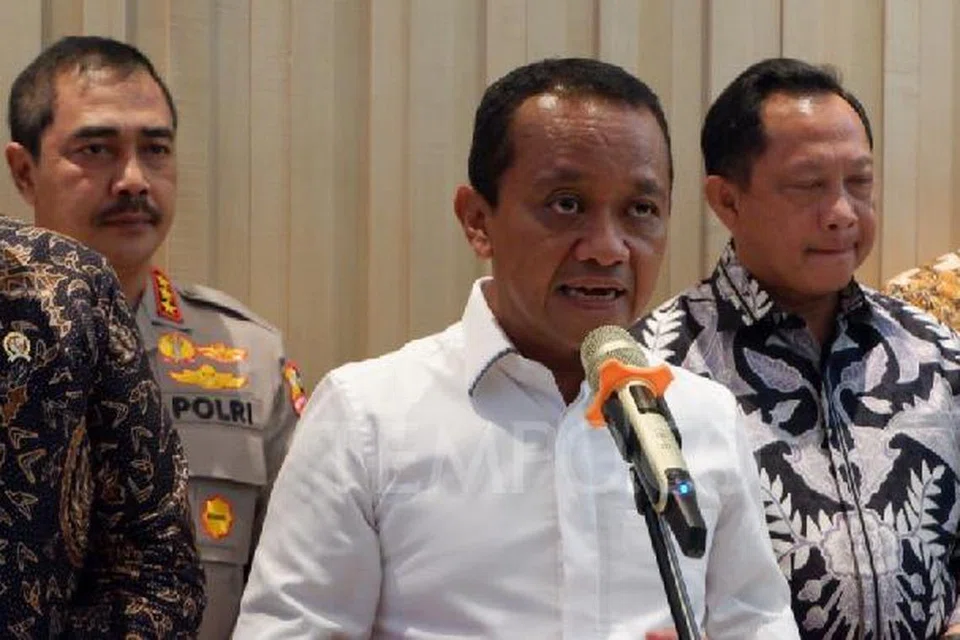 CARI JALAN TERBAIK: Menteri Pelaburan, Encik Bahlil Lahadalia, berkata pelaburan di Pulau Rempang, akan memberi manfaat kepada penduduk.