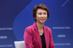 Menteri Negara Kanan (Perdagangan dan Perusahaan merangkap Kebudayaan, Masyarakat dan Belia), Cik Low Yen Ling, berkata masa depan ekonomi Singapura bergantung pada usaha membantu perniagaan menerapkan penggunaan teknologi baru.
