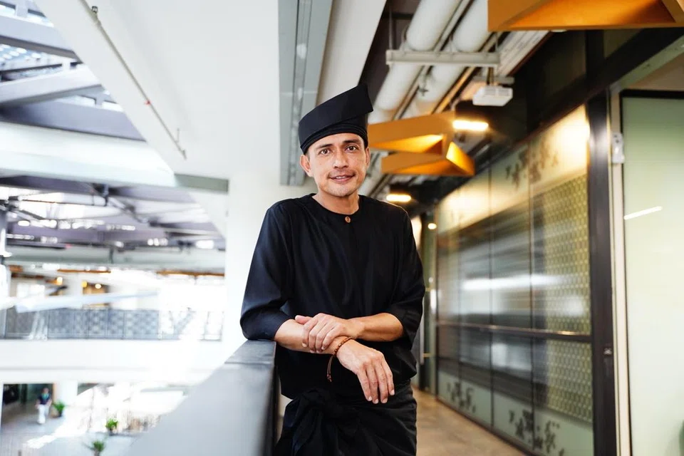 adi putra, rumah tangga