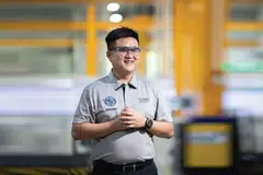 Encik Fadhil Muhammed membuktikan bahawa tenaga kerja tempatan mampu melakar kejayaan di peringkat antarabangsa, khususnya dalam industri kompetitif seperti aeroangkasa.
