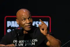 Legenda tinju, Mike Tyson, dalam sidang akhbar menjelang pertarungan dengan pencabarnya, Jake Paul, yang akan berlangsung di Stadium AT&T Arlington pada 20 Julai. 