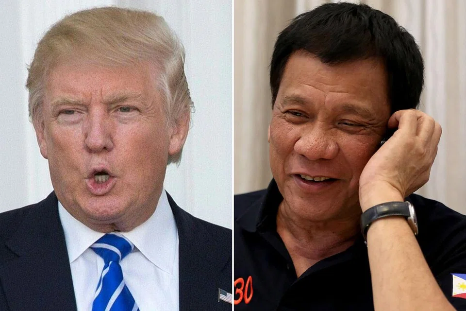 SETUJU BEKERJASAMA DENGAN RAPAT: Encik Donald Trump (kiri) dan Encik Rodrigo Duterte berbual melalui telefon lewat malam kelmarin dan Presiden Filipina itu mengucapkan tahniah di atas kemenangan Encik Trump dalam pilihan raya presiden Amerika Syarikat. - Foto-foto AFP