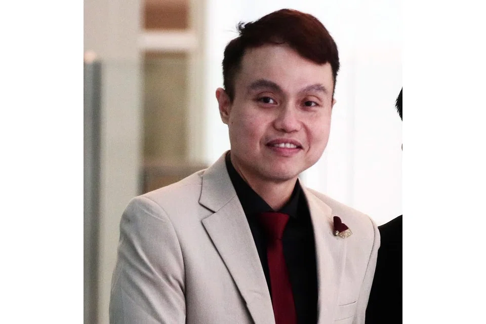 DANIEL DE COSTA AUGUSTIN: Penulis laman web sosiopolitik itu didenda $10,000.