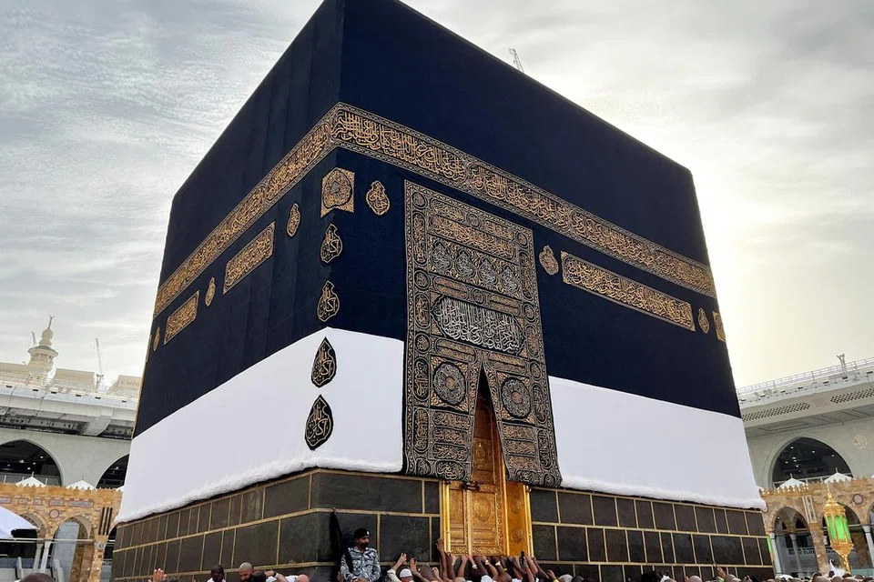MULA BERKUMPUL: Dianggarkan lebih dua juta anggota jemaah berkumpul di Makkah untuk ibadah haji kali ini.