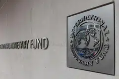 PENILAIAN SEMULA PERTUMBUHAN EKONOMI: IMF pada April lalu meramalkan penguncupan 3 peratus bagi ekonomi dunia tahun ini. Ia juga memberi amaran kemungkinan adanya krisis yang lebih mendalam yang akan mengakibatkan penurunan 6 peratus pada 2020 dan pertumbuhan sifar peratus pada 2021.