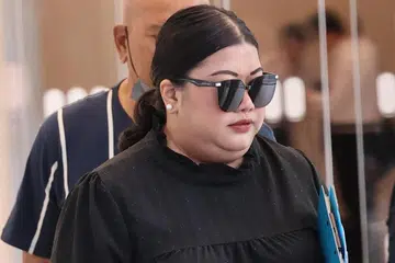 BAWA PADAH: Suhaili Suparjo dijatuhi hukuman penjara 15 bulan selepas dia mengaku bersalah atas dua tuduhan membantu orang lain melakukan jenayah yang melibatkan lebih daripada $356,000. - Foto SHIN MIN