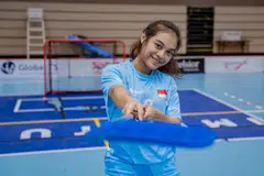 GHAIRAH BERAKSI: Pemain floorball wanita Singapura, Siti Nurhaliza Khairul Anuar, dilantik sebagai salah seorang daripada 16 duta dalam projek GoGirls! untuk Kejohanan Floorball Dunia Wanita 2023.