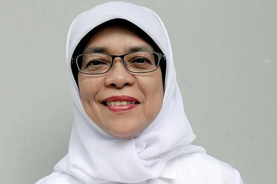  "Kita harus menggalak lebih ramai wanita Melayu bekerja atau kekal dalam pekerjaan. Pendapatan yang tetap penting demi memastikan kemandirian kewangan, khususnya ibu tunggal. Dengan kemandirian kewangan, mereka boleh menguruskan keperluan dan rancang masa depan. Wanita harus merancang bagi persaraan, jadi mereka perlu mula menabung awal. Bagi wanita yang sudah lama tidak bekerja, mereka mungkin sudah tidak biasa dengan pasaran pekerjaan. Jadi penting bagi mereka mendapatkan bantuan Mendaki Sense atau badan lain yang menawarkan khidmat mencari pekerjaan. Mereka juga harus bersedia menjalani latihan kemahiran atau cuba pekerjaan baru." - Anggota Parlimen GRC Marsiling-Yew Tee, Cik Halimah Yacob.