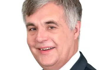 Encik Stephen Rue telah menjadi CEO Rangkaian Jalur Lebar Nasional (NBN) Australia sejak 2018.