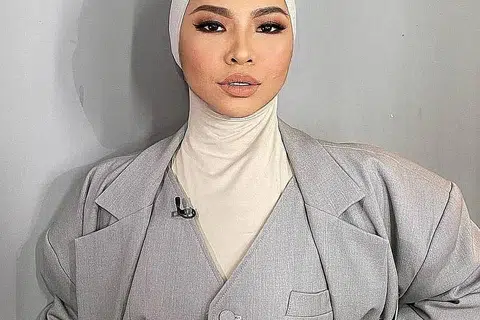 AINA ABDUL: Mahu buktikan segala tanggapan negatif terhadapnya adalah salah dengan memberikan persembahan terbaik pada konsert 'A Night With Aina Abdul' yang bakal diadakan di Istana Budaya. - Foto INSTAGRAM AINA ABDUL