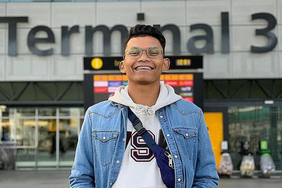 Encik Muhammad Syahmi Haniss, 21 tahun, mahasiswa NUS