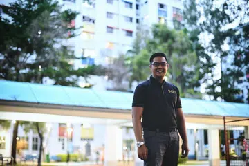 Encik Hamzah Mohd Ariff, 33 tahun, merupakan seorang bekas pesalah dan bekas penagih yang kini membantu pesalah lain kembali ke pangkuan masyarakat dan keluarga.