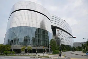 Penyiar perkhidmatan awam Singapura, Mediacorp, diperuntukkan $380 juta oleh pemerintah setiap tahun sepanjang lima tahun kebelakangan ini.