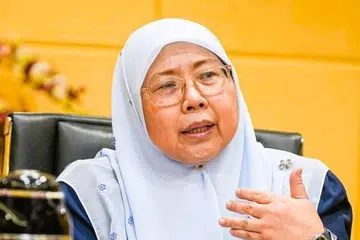 Setiausaha Agung, Parti Keadilan Rakyat (PKR), Datuk Dr Fuziah Salleh, berkata PKR tidak akan teragak-agak mengambil tindakan undang-undang terhadap mana-mana pihak yang menyebarkan tuduhan tidak berasas terhadap kepimpinan parti.