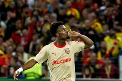 PERANAN PENTING: Kedatangan pemain muda baru RC Lens, Elye Wahi memainkan peranan penting dalam kemenangan 2-1 atas Arsenal. Beliau menjaringkan 1 gol dan 1 ‘assist’.