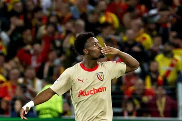 PERANAN PENTING: Kedatangan pemain muda baru RC Lens, Elye Wahi memainkan peranan penting dalam kemenangan 2-1 atas Arsenal. Beliau menjaringkan 1 gol dan 1 ‘assist’.