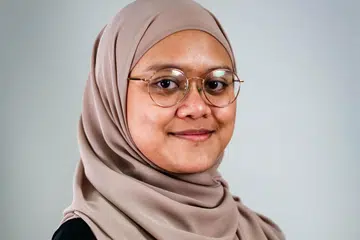 Pegawai Pemasaran dan Komunikasi Masjid Alkaff Kampung Melayu, Ustazah Nursakina Khalida Osman, amat berbesar hati kerana menjadi benefisiari pada pameran Halal 2024 yang berlangsung dari 29 November hingga 1 Disember 2024. 