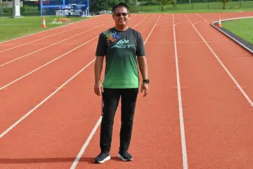 Sejak meledakkan bakatnya pada awal 1990-an, Muhamad Hosni Muhamad berpeluang berlumba di beberapa kejohanan berprestij. Antara kenangan manisnya ialah kejayaan menewaskan pelumba terpantas Asia waktu itu di Terbuka Singapura 1994. Sejak 2012, Hosni mengalihkan tumpuan menjadi jurulatih dan mentor kepada sekumpulan para-atlet negara.