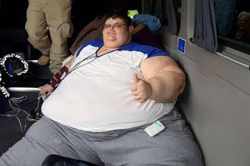 Juan Pedro duduk dalam ambulans sebelum dihantar ke sebuah hospital di Guadalajara di Aguascalientes, Mexico pada 15 Nov 2016. 