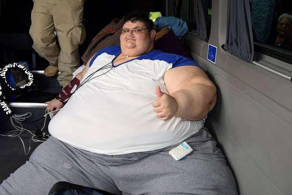 Juan Pedro duduk dalam ambulans sebelum dihantar ke sebuah hospital di Guadalajara di Aguascalientes, Mexico pada 15 Nov 2016. 
