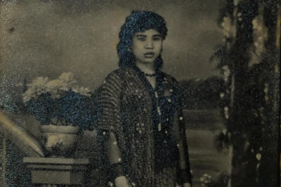 Cik Noriah semasa berusia 18 tahun.