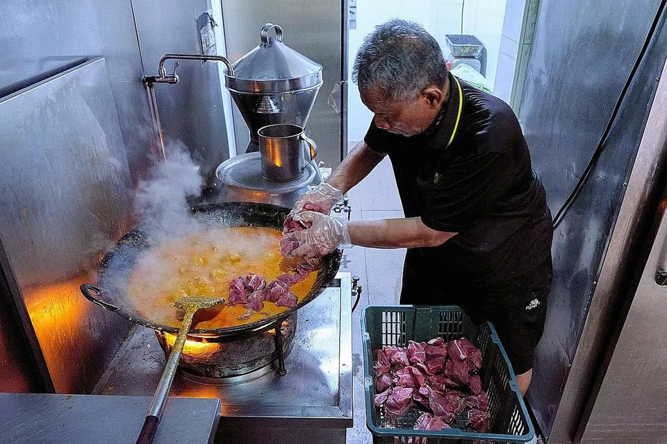  ENAK DAN LAZAT: Warong Nasi Pariaman antara tujuh kedai yang sejarah mereka dirai dan didokumentasikan. - Foto NHB 