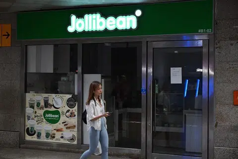 Pekerja di Singapura yang tidak dibayar gaji tepat pada masa boleh membuat tuntutan mereka melalui Perikatan Tiga Pihak bagi Pengurusan Pertikaian (TADM).