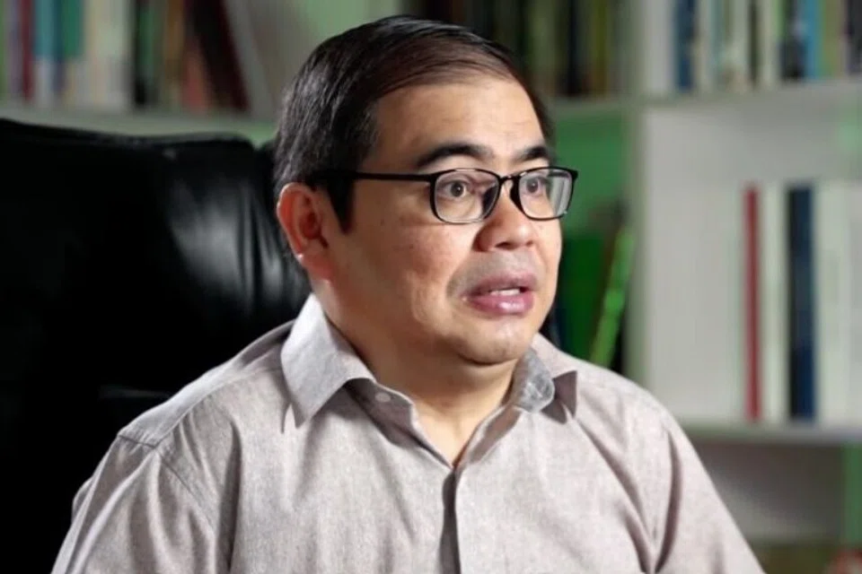 Penganalisis sosiopolitik daripada Universiti Malaya, Profesor Datuk Dr Awang Azman Awang Pawi.
