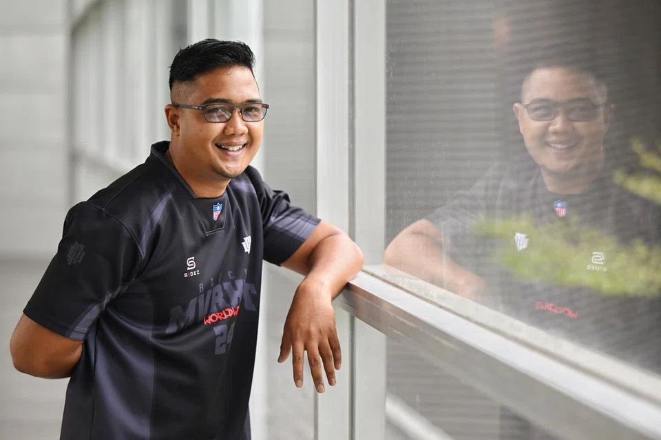 Encik Hamzah Mohd Ariff ketika diundang mengongsi pengalamannya semasa acara kemajuan korporat Perkhidmatan Penjara Singapura (SPS) dan Reben Kuning Singapura (YRSG) pada Mei lalu.