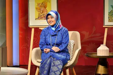 Setiausaha Parlimen (Kesihatan merangkap Perhubungan dan Penerangan), Cik Rahayu Mahzam.