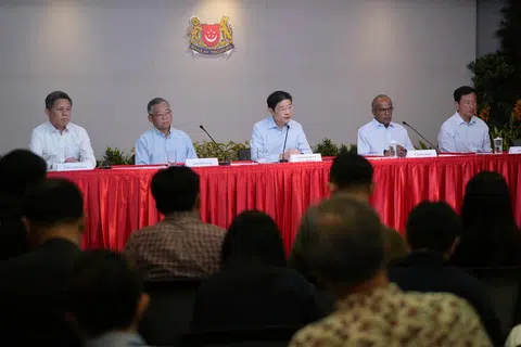 lawrence wong, gan kim yong, chan chun sing, ong ye kung, menteri penyelaras