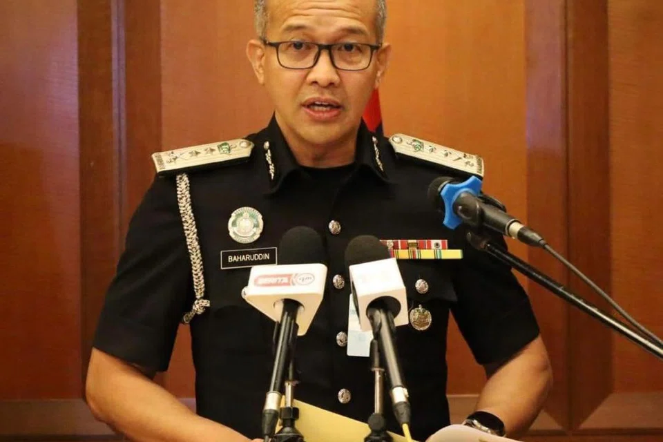 Pengarah Jabatan Imigresen Johor, Encik Baharuddin Tahir.