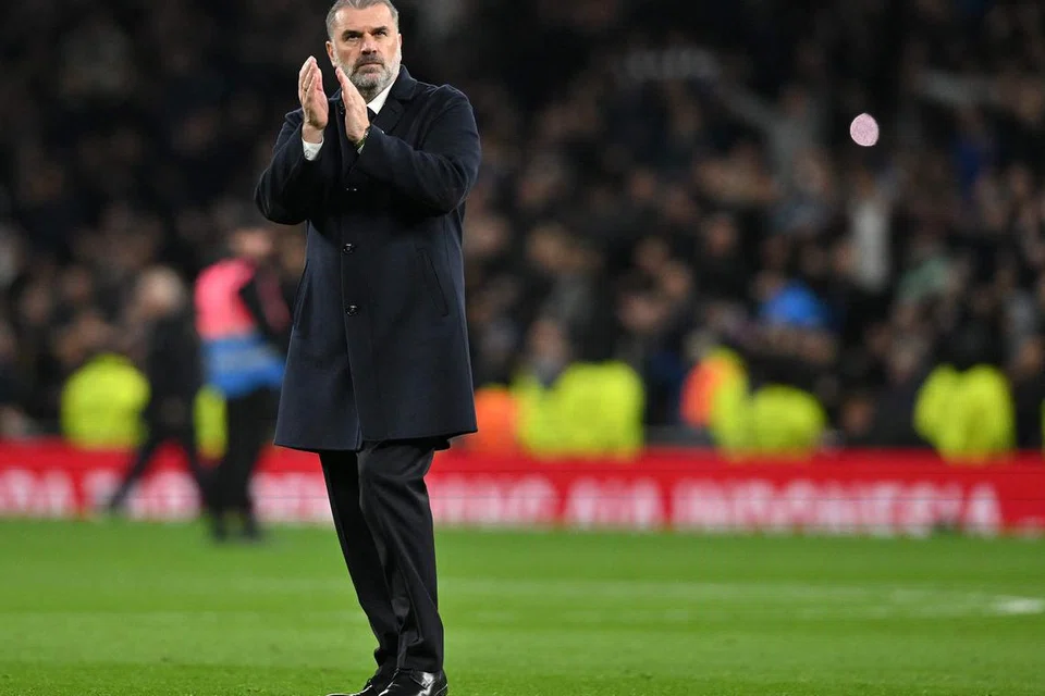 PENUH HURU-HARA: Permulaan baik Ange Postecoglou dalam Liga Perdana England (EPL) berakhir dengan penuh huru-hara dan kontroversi, termasuk beberapa keputusan dibuat oleh video penolong pengadil (VAR).  