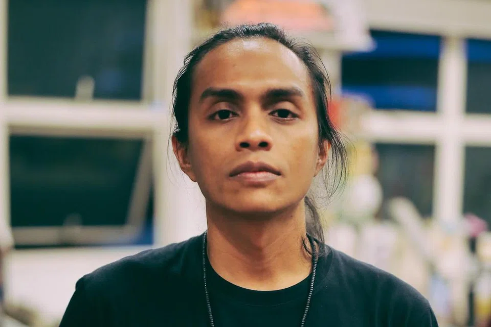 Zulkarnaen Othman, 45 tahun, teruja diberi peluang menghasilkan karya melambangkan Punggol.