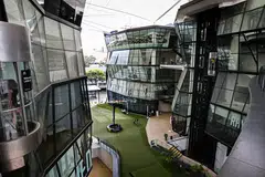 REBUT PELUANG: University Seni Singapura (UAS) memperkenalkan 8 program ijazah sarjana muda dan ijazah sarjana untuk menyediakan graduan mereka berdepan dengan masa depan ekonomi kreatif global.
