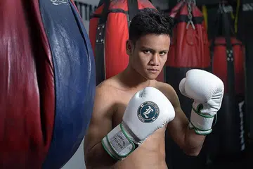 Muhamad Ridhwan Ahmad - tinju : - Hanya satu lagi halangan sebelum Ridhwan digelar juara tinju dunia - Beliau perlu menewaskan pencabarnya dari Namibia, Paulus Ambunda, pada 29 September ini untuk menjulang kejuaraan dunia IBO 