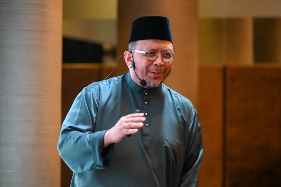 Mantan Timbalan Mufti, Ustaz Dr Mohammad Hannan Hassan, yang kini Zamil Kanan di Sekolah Pengajian Antarabangsa S. Rajaratnam (RSIS).