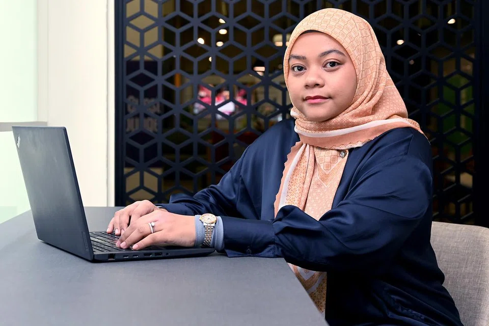Hidup Cik Ratnah Nurul Hafizah Abdullah, berubah pada 2016 apabila penglihatan pada mata kirinya kabur dan kakinya kebas. Pada mulanya, beliau menyangka ia hanyalah kesan daripada latihan seni bela diri yang amat diminatinya, Brazilian Jiu-Jitsu.