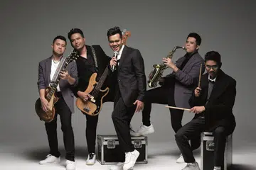 AKSI MEMUKAU: Alif Satar akan beraksi dalam konsert ‘Lochestra: Alif Satar & The Locos’ dan turut diiringi oleh barisan 60 pemuzik orkestra berpengalaman daripada Orkestra Filharmonik Malaysia (MPO).