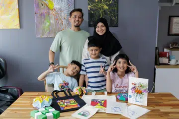 kanak-kanak autisme, bakat melukis, pendapatan seni
