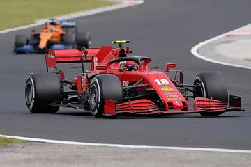 PERLUKAN MASA: Pengerusi Ferrari John Elkann berkata pasukan itu memerlukan masa untuk membangunkan semula daya saingnya, iaitu pada 2022, dan akan bermula dengan mendapatkan pemandu lebih muda. Ia telah melepaskan pemandu Sebastian Vettel mulai musim tahun depan, dan akan mempunyai Charlese Leclerc serta Carlos Sainz. - Foto AFP