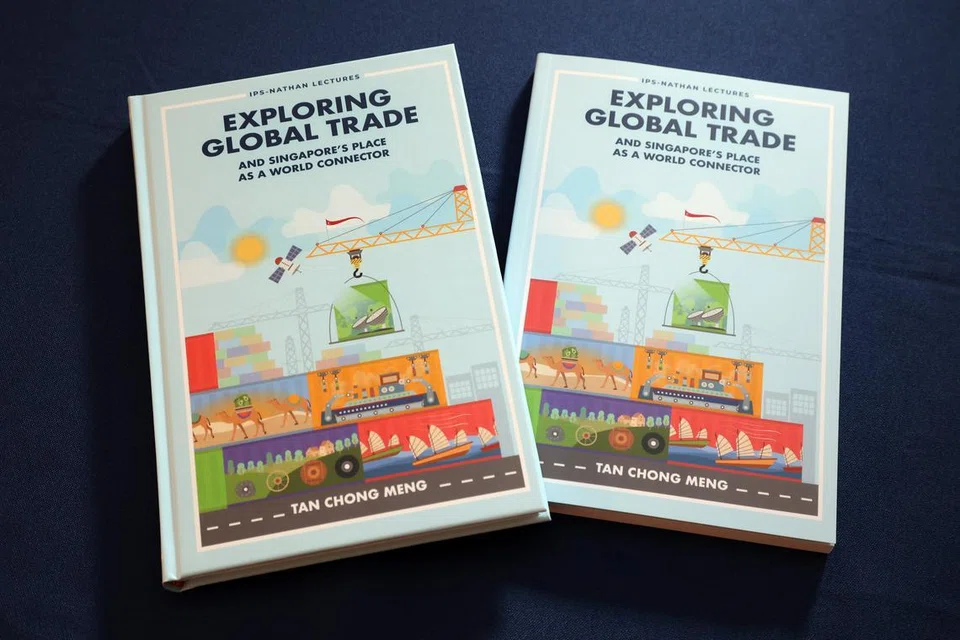 Encik Tan Chong Meng melancarkan bukunya yang berjudul Exploring Global Trade And Singapore’s Place As A World Connector (Meneroka Perdagangan Global dan Peranan Singapura Sebagai Penghubung Dunia) pada 12 Februari. 