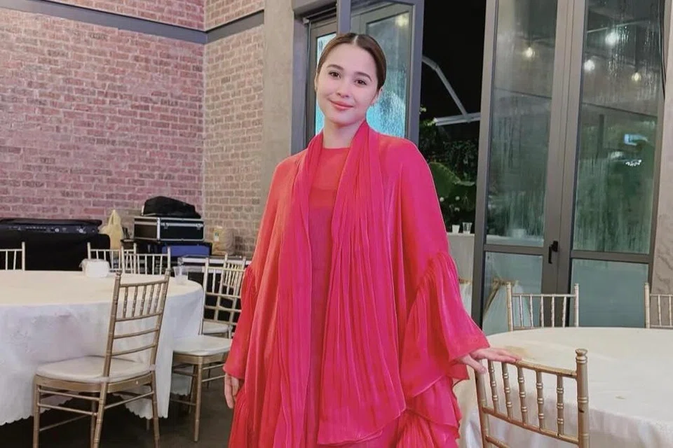  Emma Maembong 