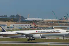 Perlawanan tersebut akan disiarkan dalam semua pesawat Boeing 787-10 dan Boeing 737-8 milik Singapore Airlines (SIA), serta 41 pesawat Airbus A350-900 dan lapan pesawat Boeing 777-300ER.