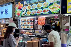 LESEN DIGANTUNG: Khairun Miyah Indian Muslim Food, telah digantung lesennya selama dua minggu mulai 5 September hingga 18 September