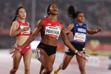 Shanti Pereira mengukuhkan kedudukannya apabila menjadi pelari wanita pertama dalam sejarah Singapura yang berjaya mempertahankan kejuaraan acara 200 meter di Sukan Asia, selepas memenangi tempat pertama di Stadium Paloma Mizuho pada 27 September.