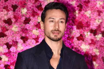 TIGER SHROFF: Penggambaran filem 'Student Of The Year 2' dan penubuhan gimnasium membuat aktor Bollywood semakin sibuk. - Foto AFP