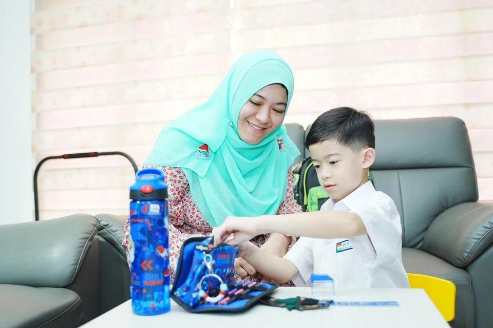 Cik Shahirah Muhammad Sharif,  Chia Muhammad Hamzah Jian Wei 