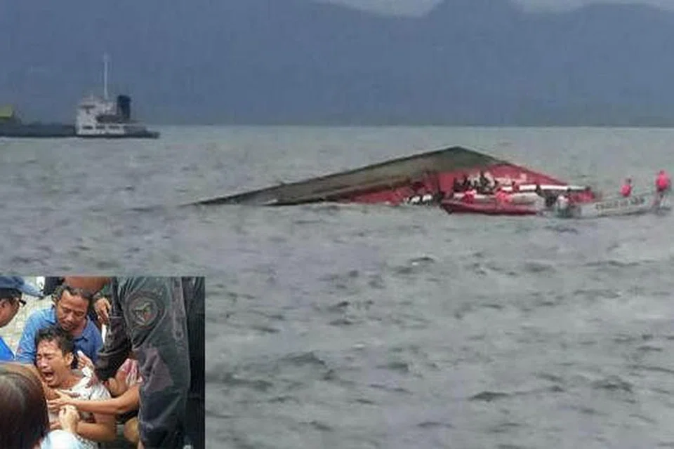 USAHA MENYELAMAT: Para penyelamat sedang mencari mangsa yang mungkin terselamat bersebelahan feri penumpang yang terbalik berdekatan bandar Ormoc, tengah Filipina, semalam. (Gambar sisipan) Seorang mangsa menangis setelah beliau berjaya diselamatkan. - Foto-foto AFP