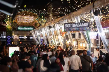 Suasana di Bazar Kampong Glam